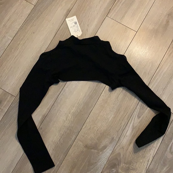 Black Cut Out Long Sleeve Pole Dancing Crop Top - Picture 5 of 6